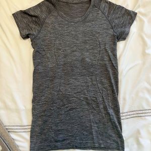Lululemon swiftly tech short sleeve crew :)